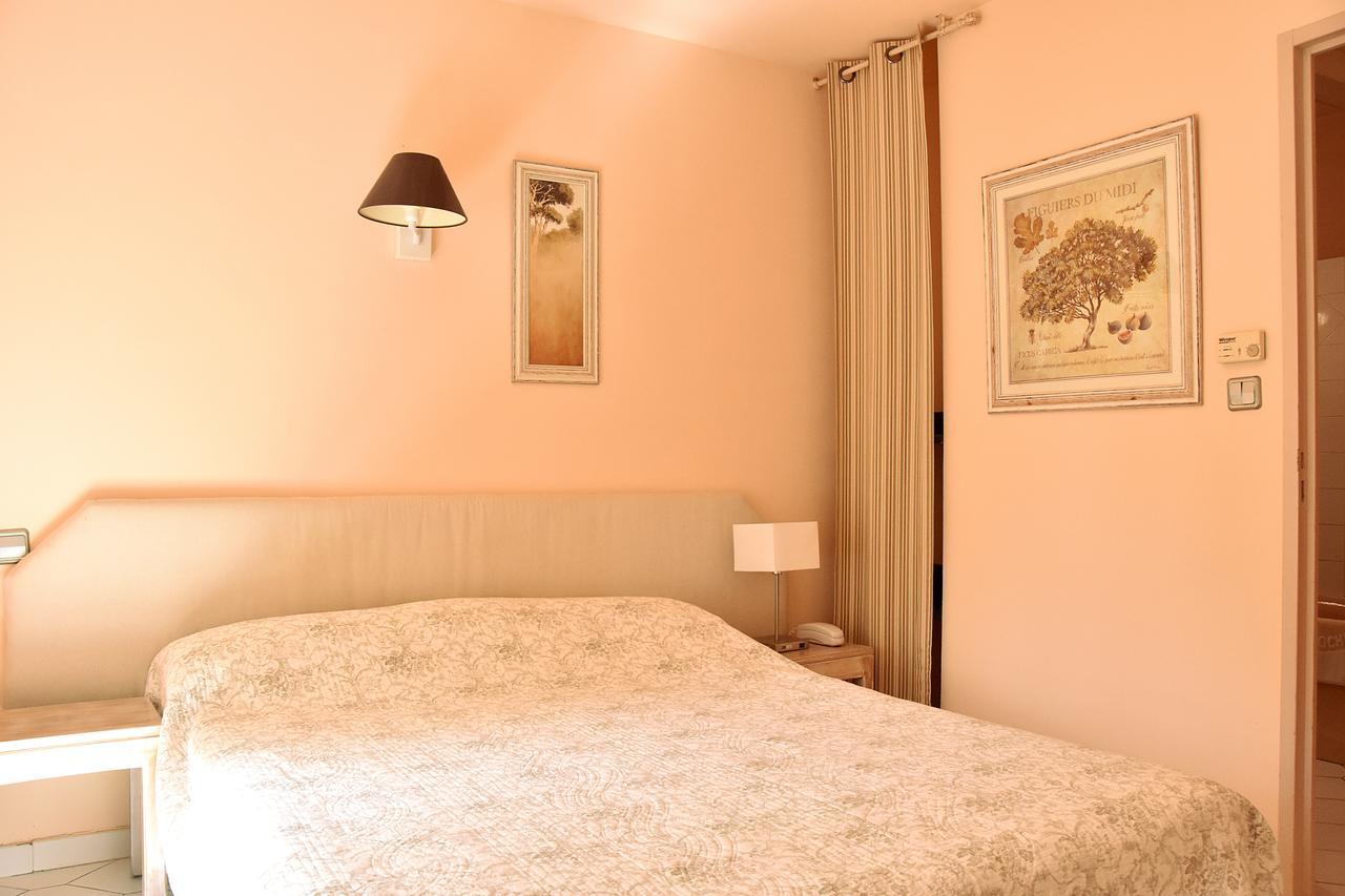 Hotel Les Mazets Des Roches Tarascon Exterior foto