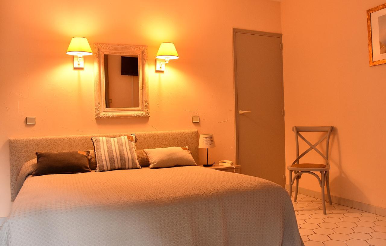 Hotel Les Mazets Des Roches Tarascon Exterior foto